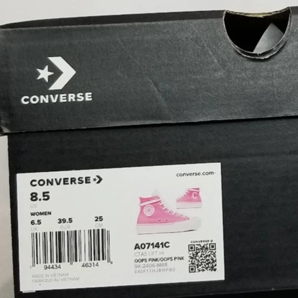 Converse Women's CTAS Lift Platform Retro Varsity Size 8.5 Pink A07141C NWT - Picture 8 of 8